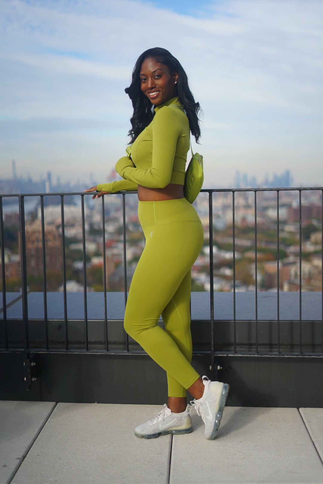 MATCHA GREEN CROP LENGTH WORKOUT JACKET